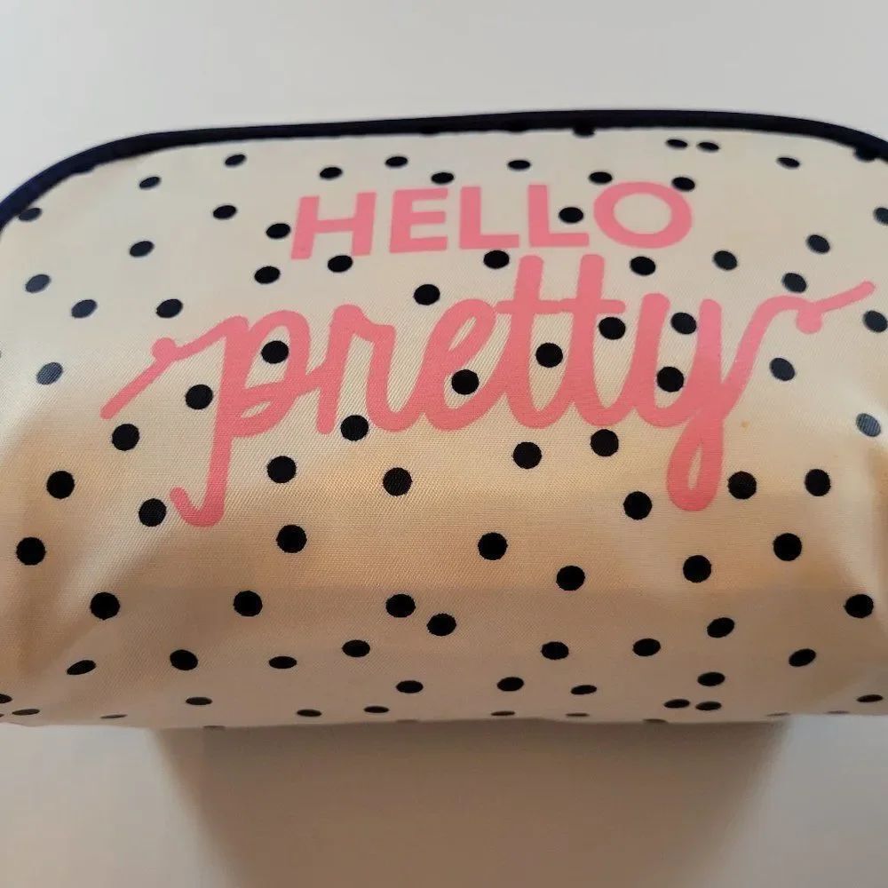 OLD NAVY HELLO POLKA DOTS PRETTY MAKE-UP BAG